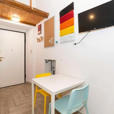 Lungo Dora Sweet Studio Apartment